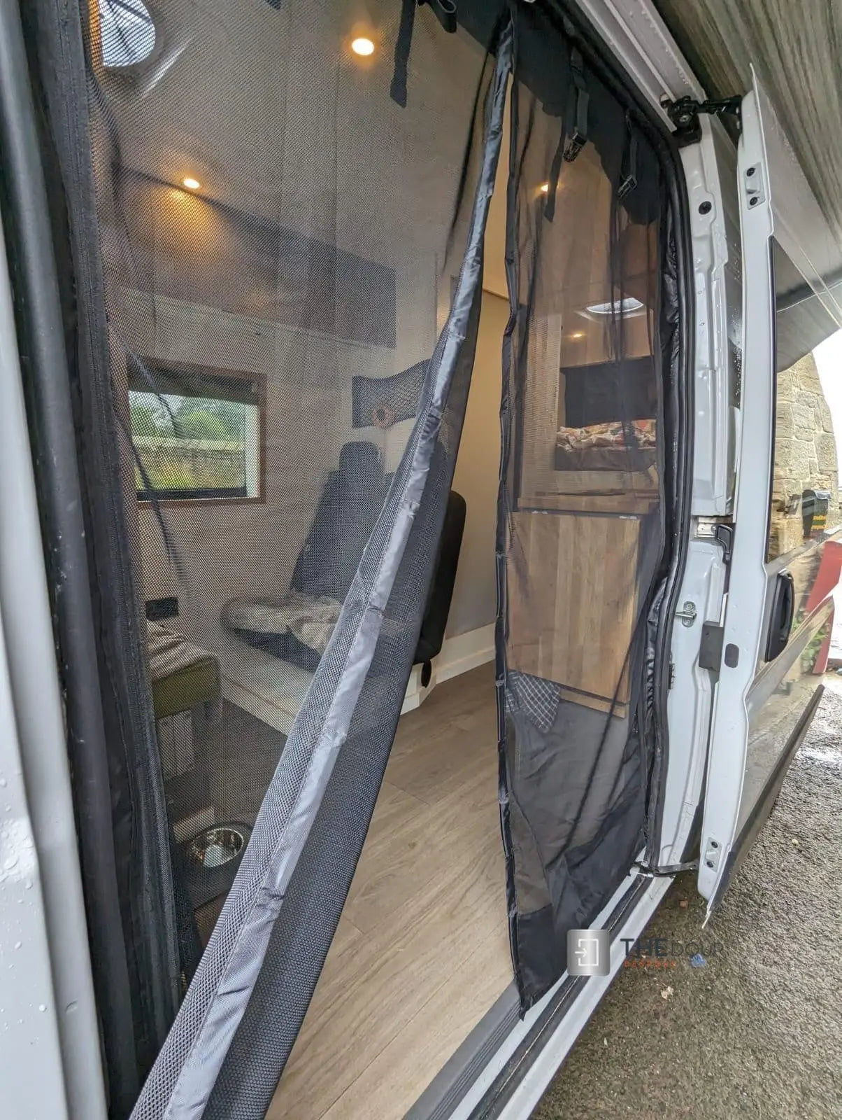 VANdour Mosquito Net Screen - Fits Small Campervans With Added Privacy Layer VANdoûr