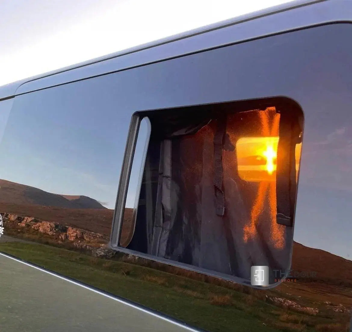 VANdour Mosquito Net Screen - Fits Small Campervans With Added Privacy Layer VANdoûr