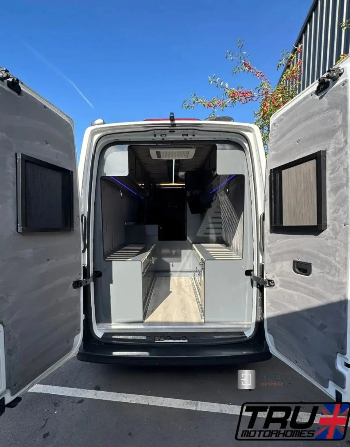 Campervan ROLdoûr Shower Door & 3 x WINdoûr Blackout Window Blinds & Net | All Made to Measure THEdoûr Bespoke