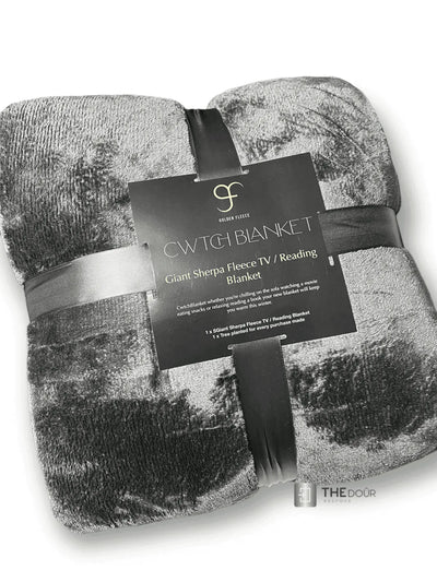 CwtchBlanket Riese 200cm x 170cm Extra Dickes Sherpa-Fleece Camperdecke THEdoûr Maßanfertigung