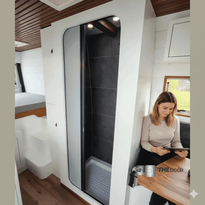 ROLdour Duschtür-Set, glänzend schwarz, einziehbar, wasserdicht, für Wohnmobile und Wohnmobile, Tambour-Alternative THEdoûr Bespoke