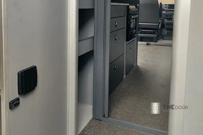 ROLdour Duschtür-Set, glänzend schwarz, einziehbar, wasserdicht, für Wohnmobile und Wohnmobile, Tambour-Alternative THEdoûr Bespoke