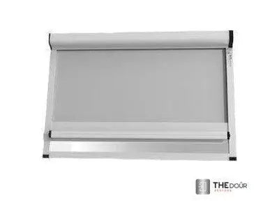 ROLdour – Maßanfertigung. Bestellen Sie jede Patronenlänge in mm bis max. 2000 mm x jede Schienenlänge in mm bis max. 1000 mm (Gesamtgröße bis zu den Außenkanten des Rahmens). THEdoûr Bespoke