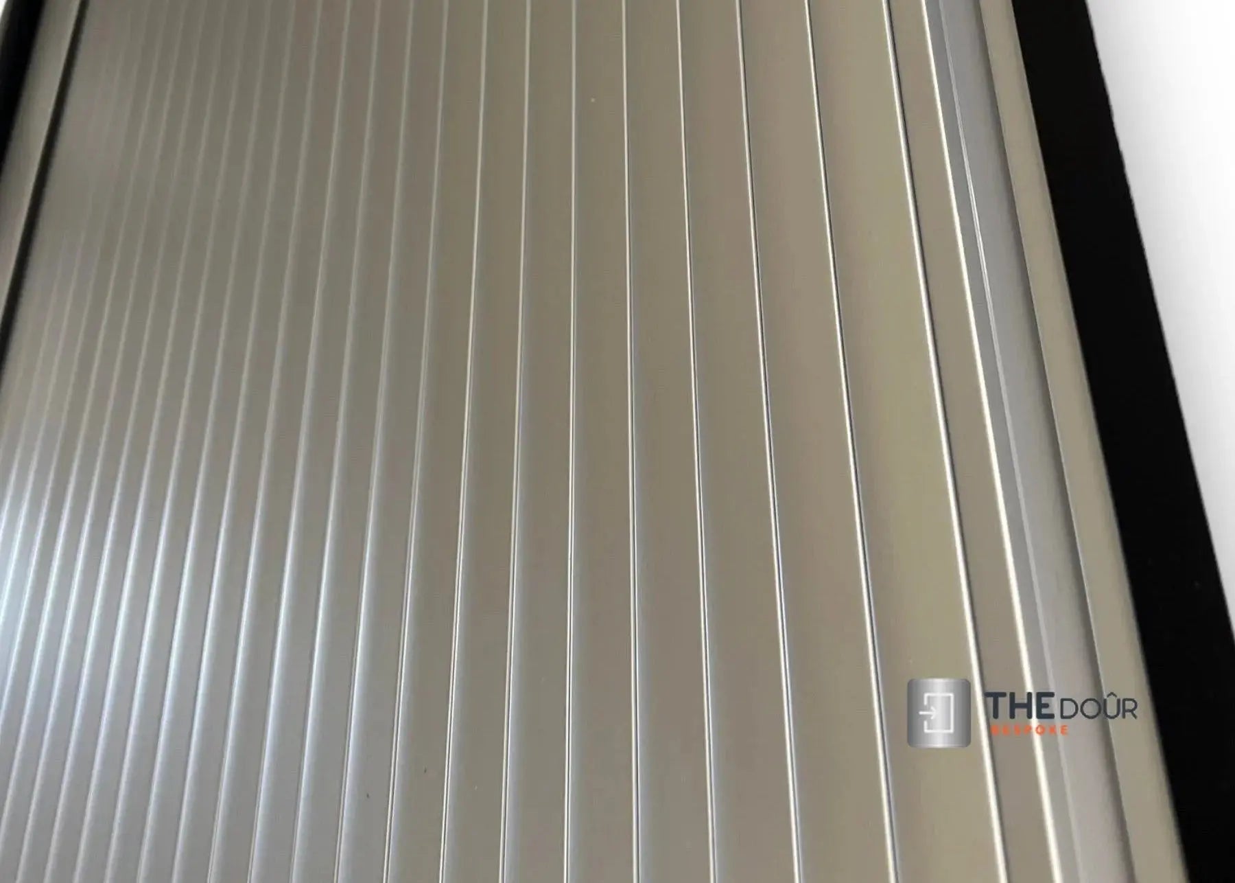 Tambour Door 1 x 1000mm x 20mm x 8mm Slat – High Gloss Black or
