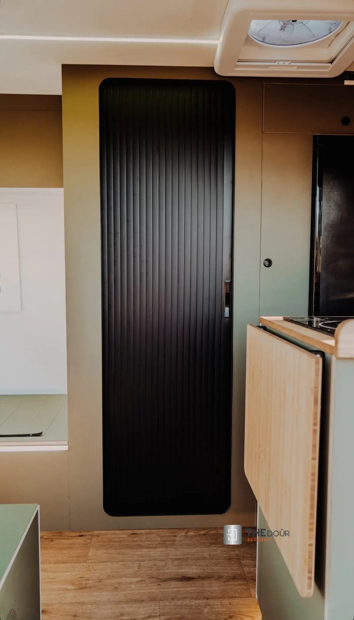 TAMdoûr Large Horizontal Tambour Sliding Door Kit
