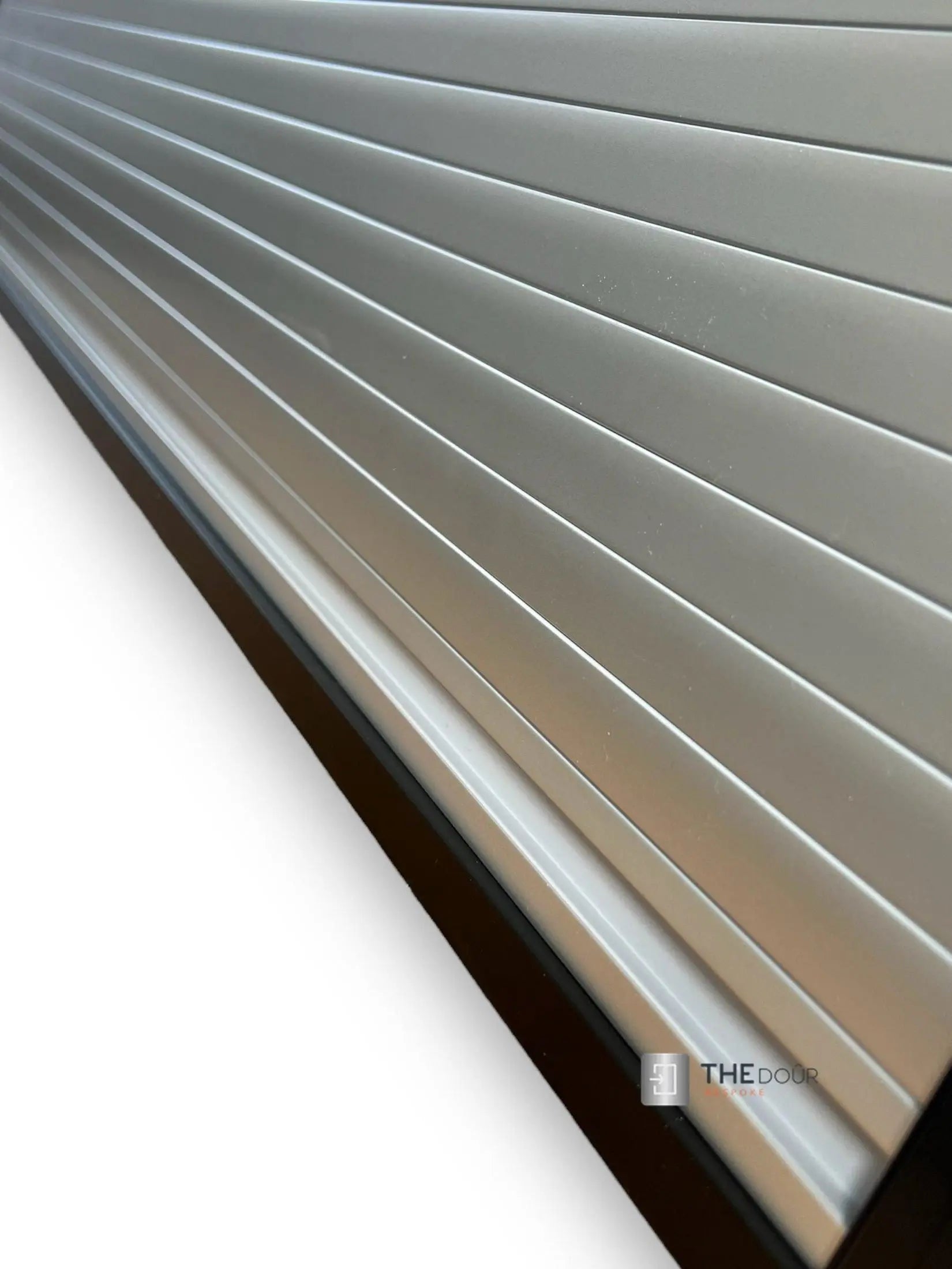 Tambour Door 1 x 1000mm x 20mm x 8mm Slat – High Gloss Black or Silver - TAMdoûr Universal THEdoûr Bespoke