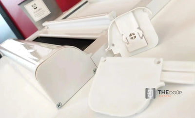 Kit de porte rétractable ROLdour Simple - Cadre blanc brillant - TAMdour - Gris foncé, porte, porte rétractable gris foncé, ROLdour, douche, porte de douche